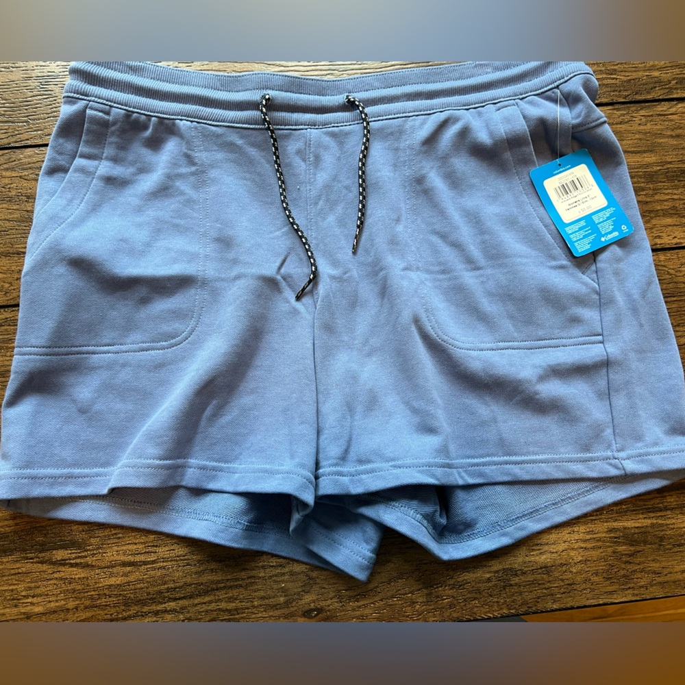 NWT Columbia Blue Women's shorts L